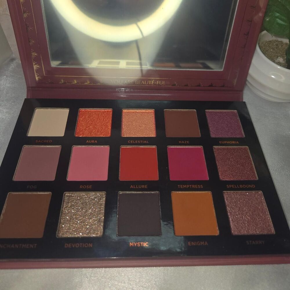 Ace Beauté Mystic Romance Eyeshadow Palette